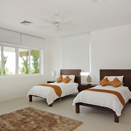 Villa Alangkarn Andaman 5 Bed Infinity Pool With Incredible View Nai Harn 외부 사진
